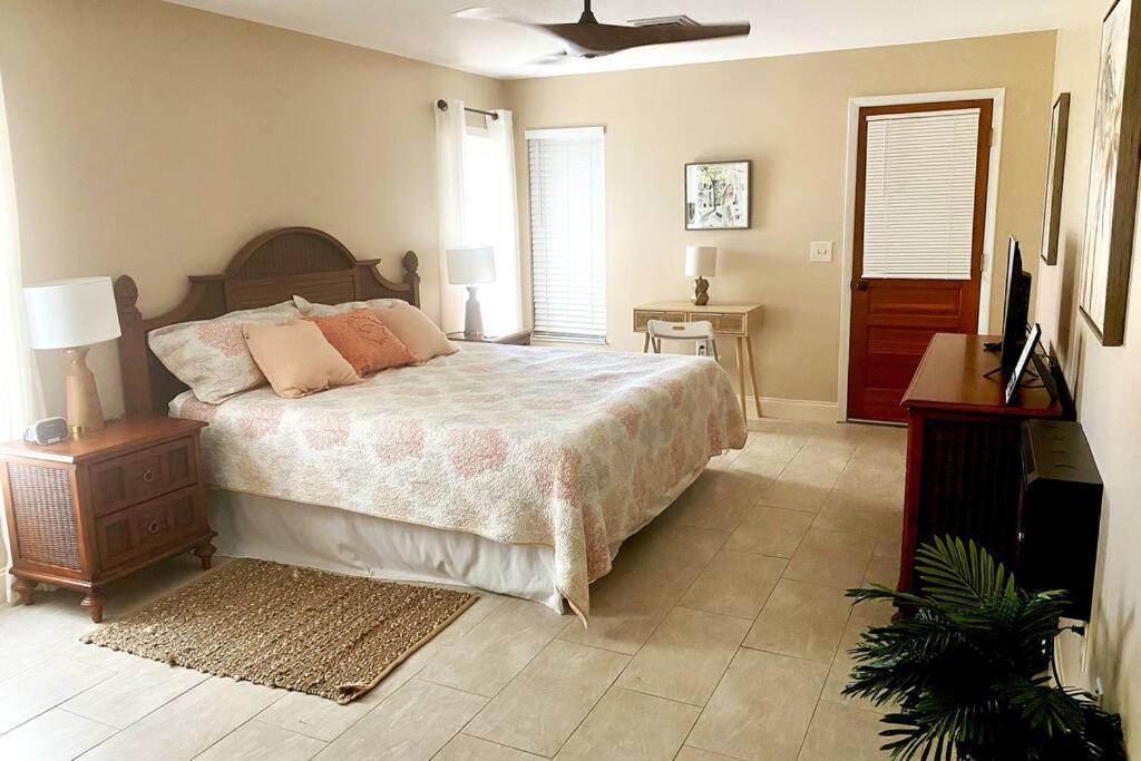 Heated Saltwater Pool Home Minutes To Beach Englewood Eksteriør billede