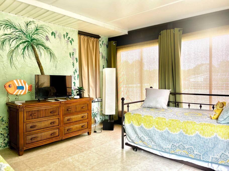 Heated Saltwater Pool Home Minutes To Beach Englewood Eksteriør billede