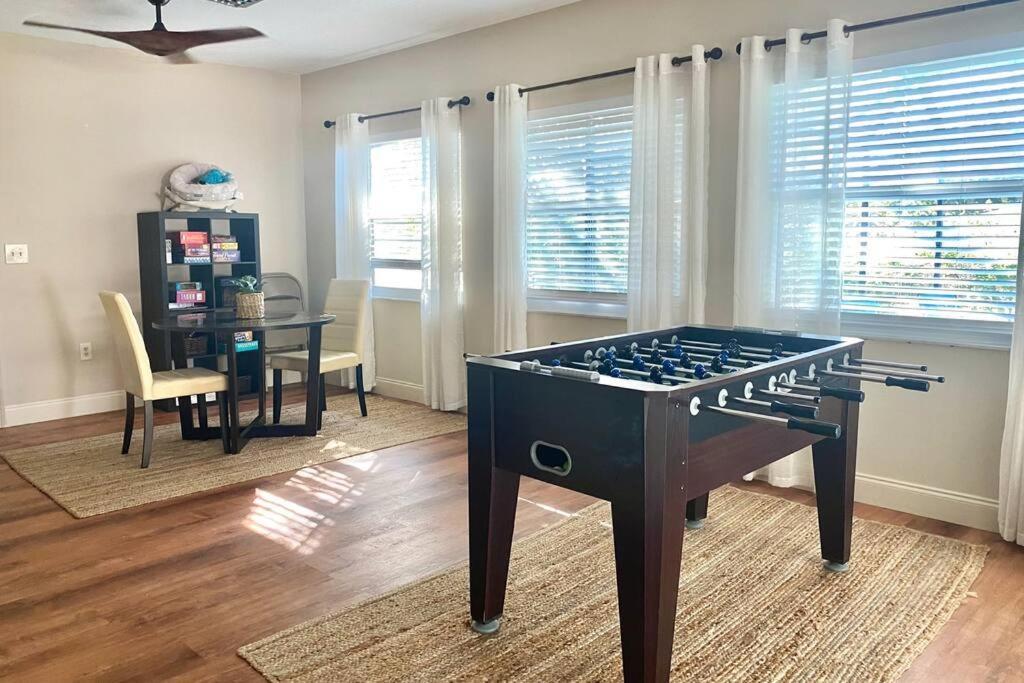 Heated Saltwater Pool Home Minutes To Beach Englewood Eksteriør billede
